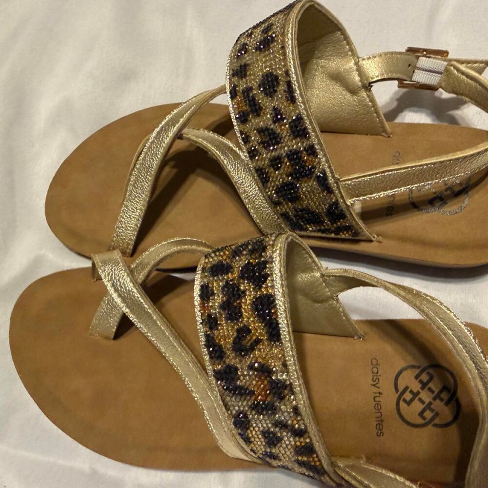 Daisy Fuentes Metallic Gold Flat Sandals